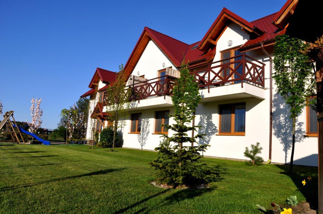 Gosciniec Kaszubski Homestay Białogóra Bagian luar foto