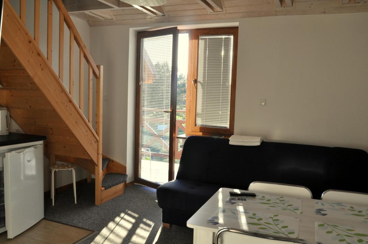Gosciniec Kaszubski Homestay Białogóra Bagian luar foto