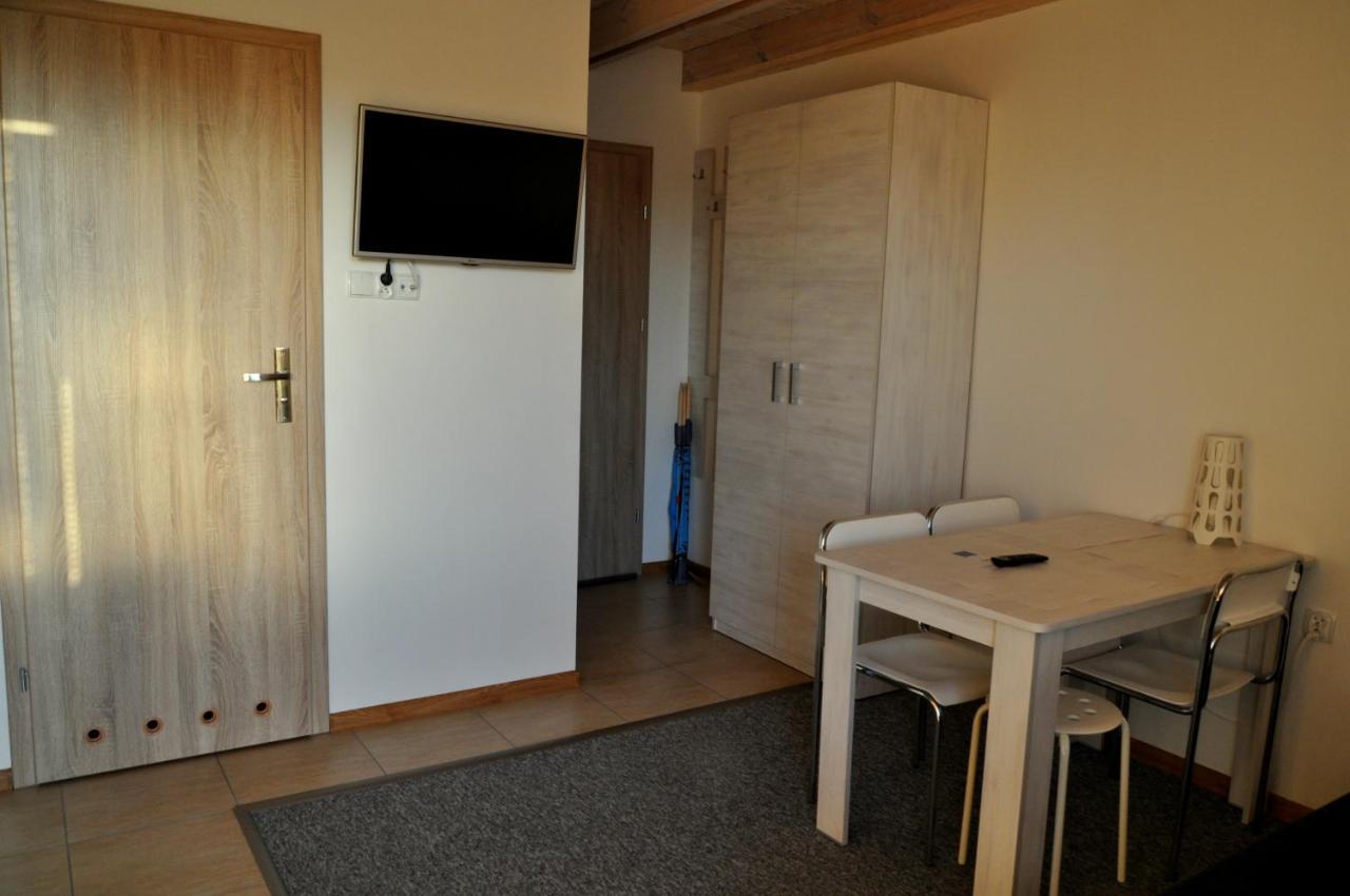 Gosciniec Kaszubski Homestay Białogóra Bagian luar foto