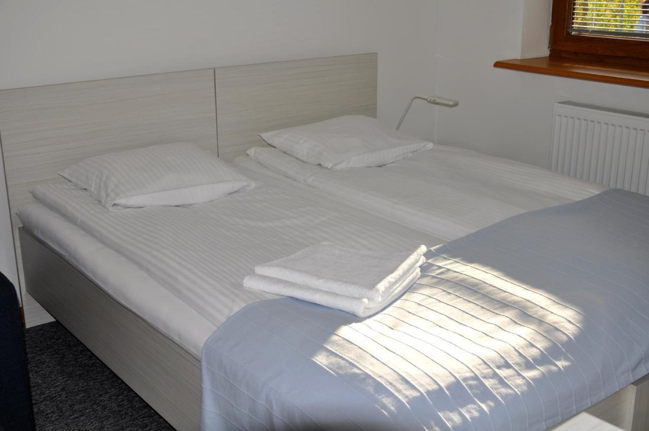 Gosciniec Kaszubski Homestay Białogóra Bagian luar foto